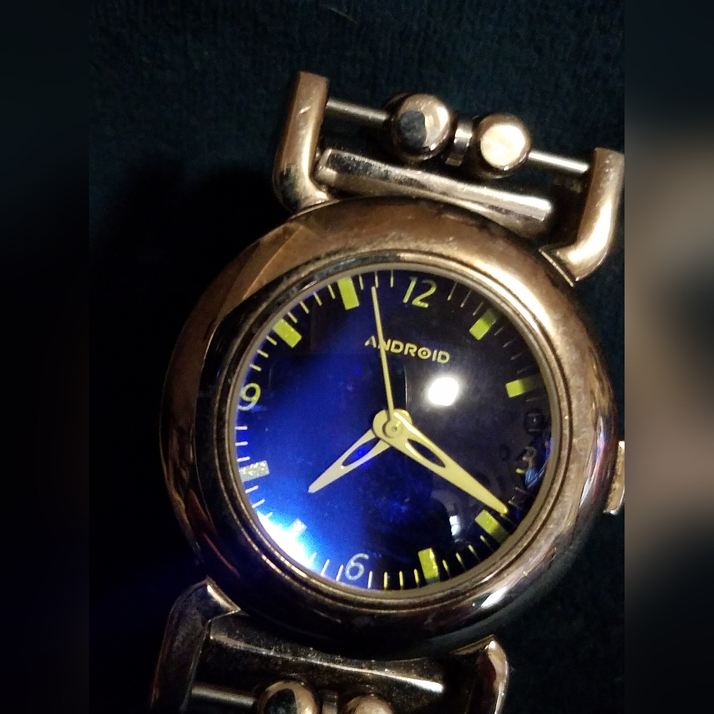 Android Blue watch - Picture 4 of 5